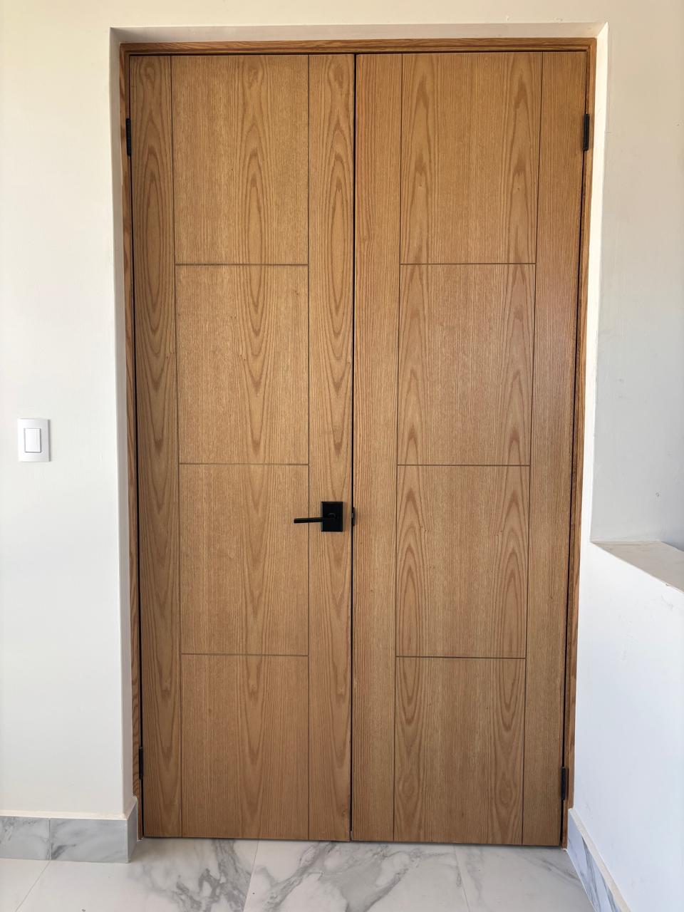 Puertas Interiores Enchapado de Encino